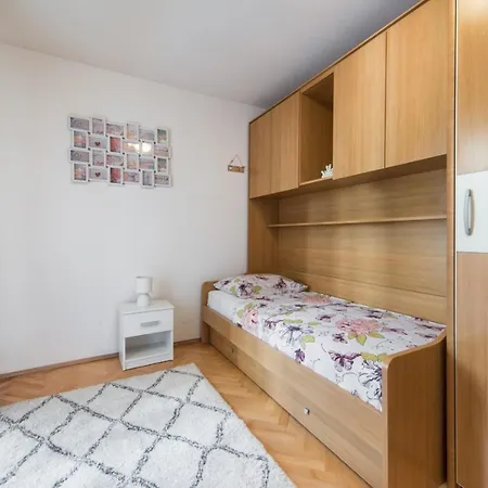 Daire Apartman Rose *