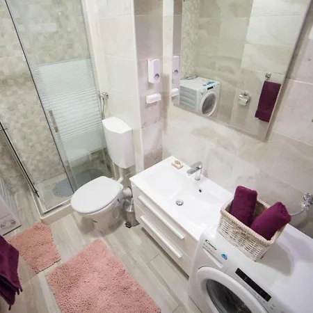 Daire Apartman Rose *