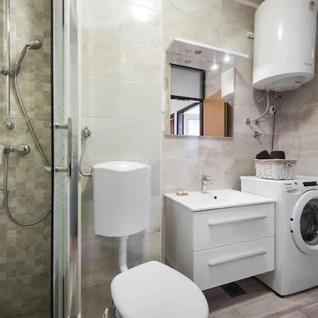 Daire Apartman Rose