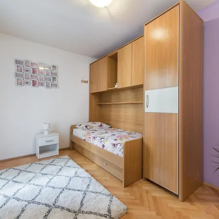 Daire Apartman Rose