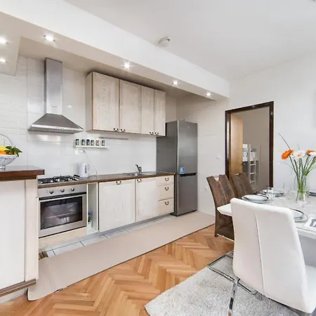 Apartman Rose Daire Makarska