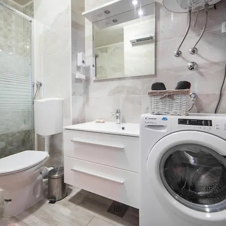 Apartman Rose *